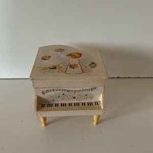 Vintage 1970’s Laurel Wooden Ballerina Piano Musical Jewelry Box